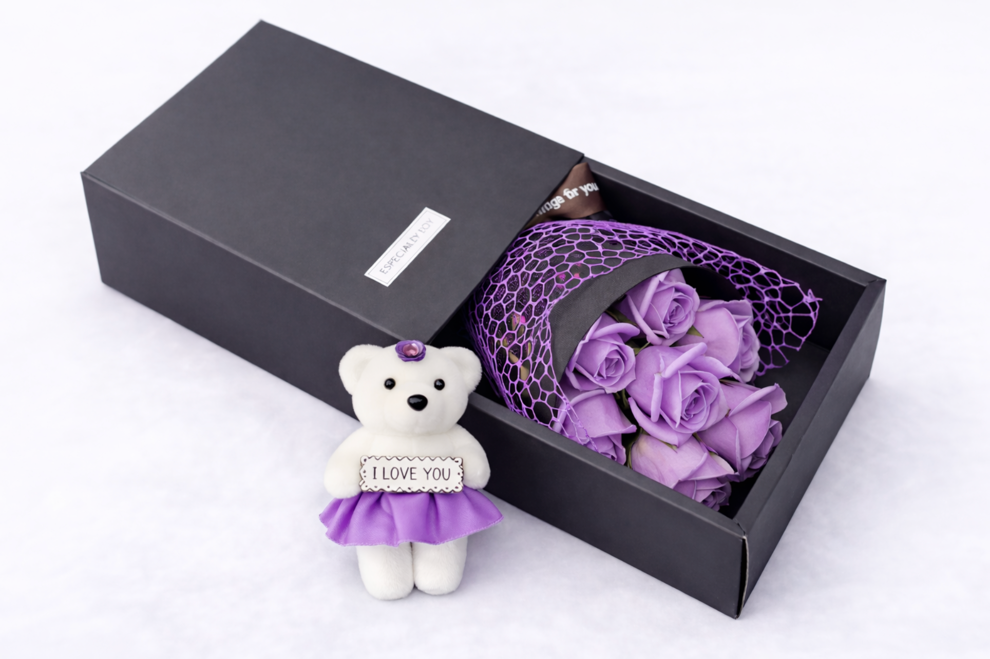 bouquet de roses éternelle mauve & mini ourson